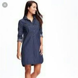 Old Navy denim dress Nwot (never worn)